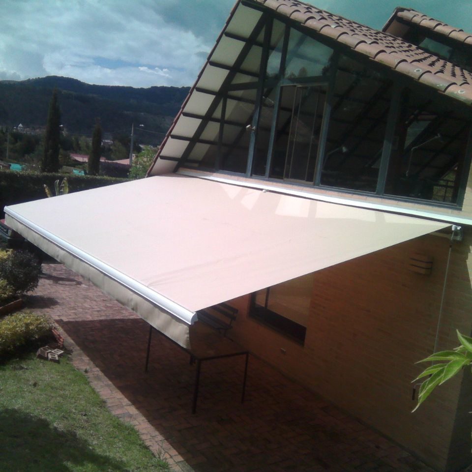 TOLDO ENROLLABLE ZIPAQUIRA